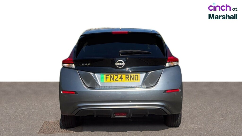 Nissan Leaf 39Kwh Tekna White #6