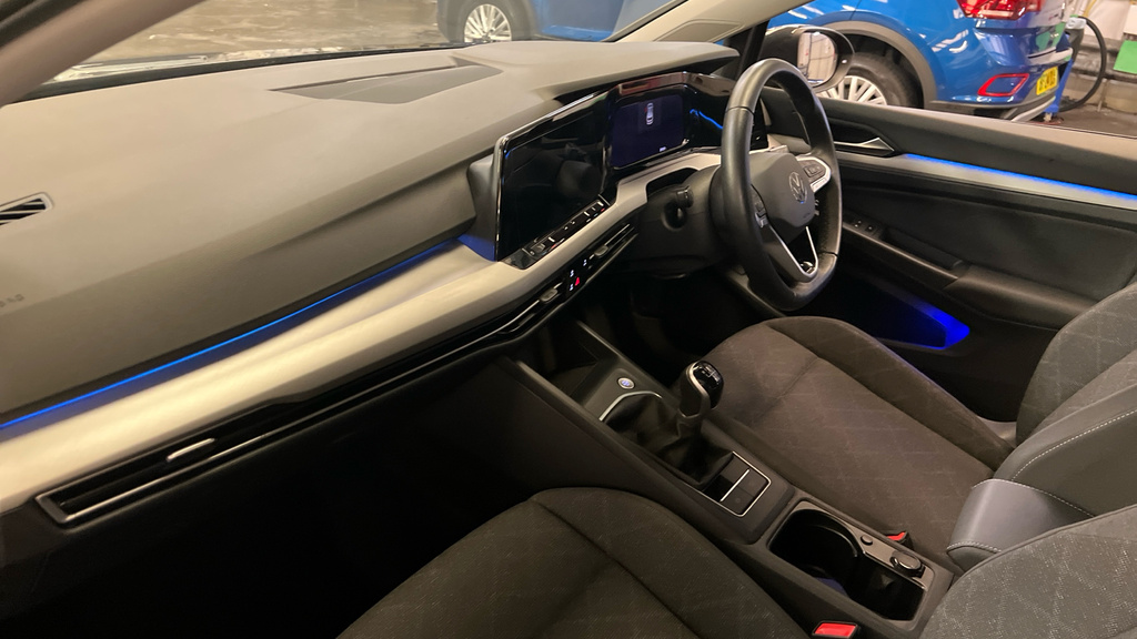 Volkswagen Golf 2.0 Tdi Match Blue #10