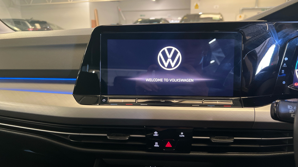 Volkswagen Golf 2.0 Tdi Match Blue #12