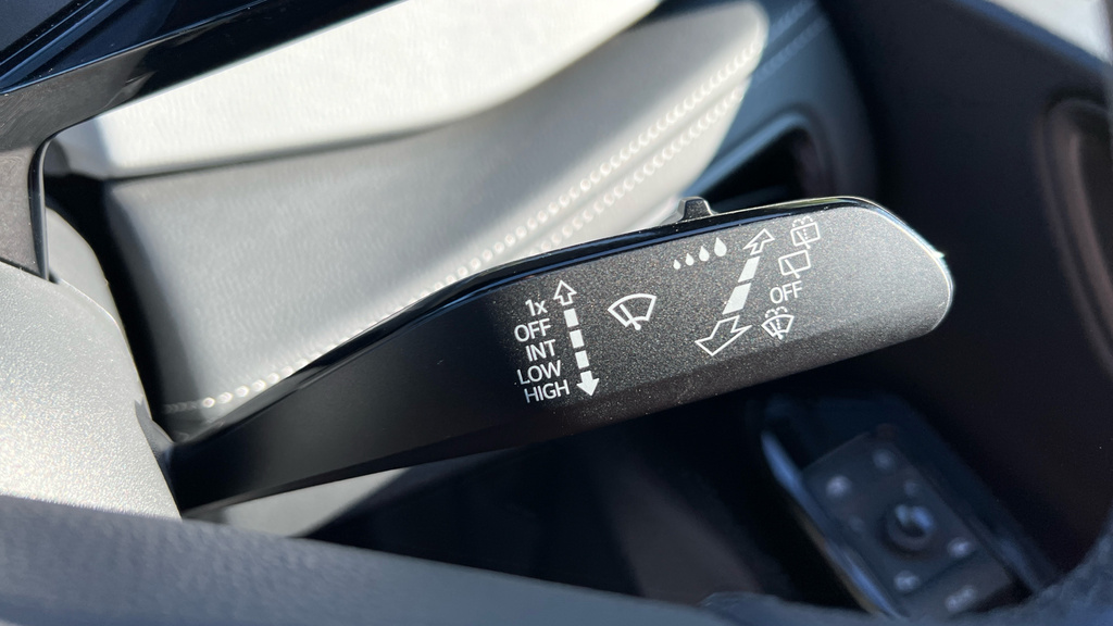 Volkswagen ID.3 Pro 58Kwh Match Silver #36