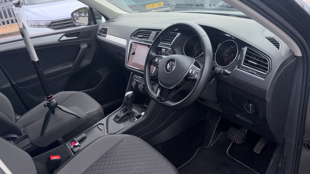Volkswagen Tiguan R-line Tech Black #9