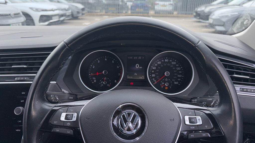 Volkswagen Tiguan R-line Tech Black #12