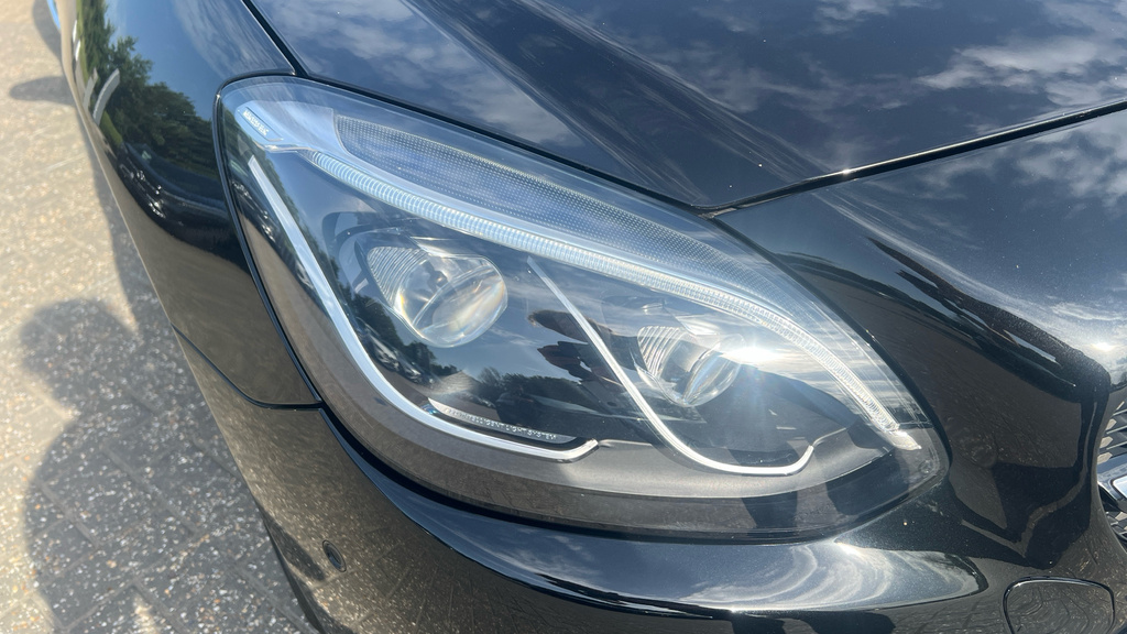 Mercedes-Benz SLC Final Edition Yellow #31