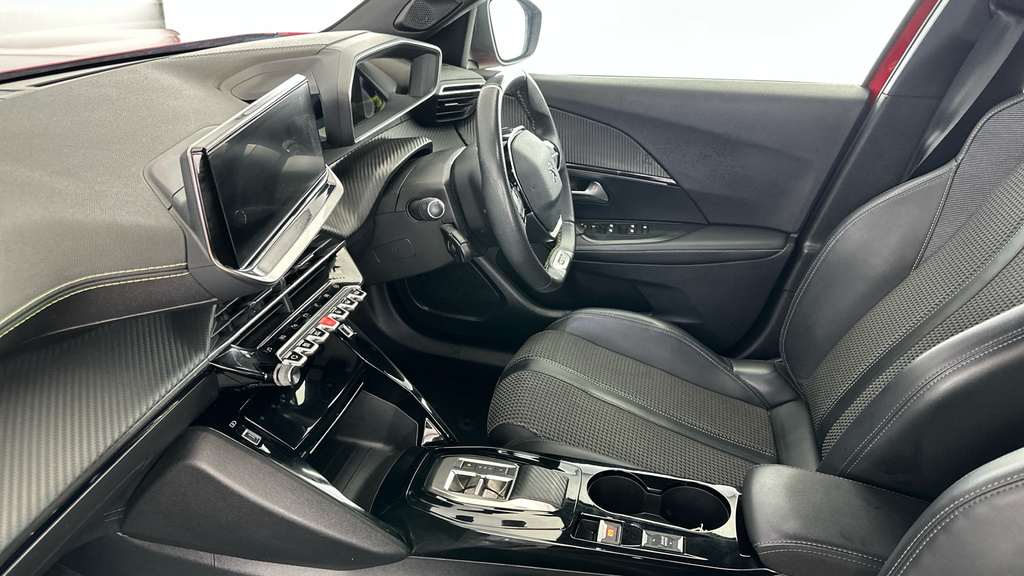 Peugeot e-2008 2008 Allure Premium Ev Black #29