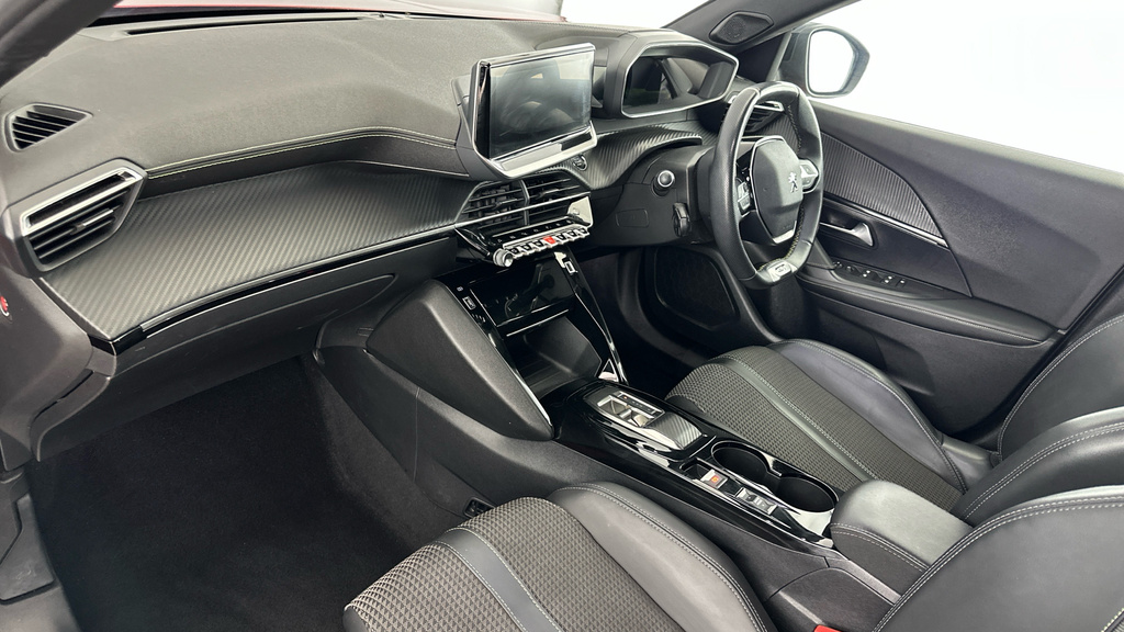 Peugeot e-2008 2008 Allure Premium Ev Black #11