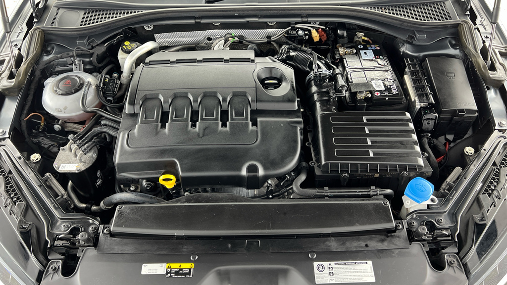 Skoda Superb 2L Se Technology Blue #28