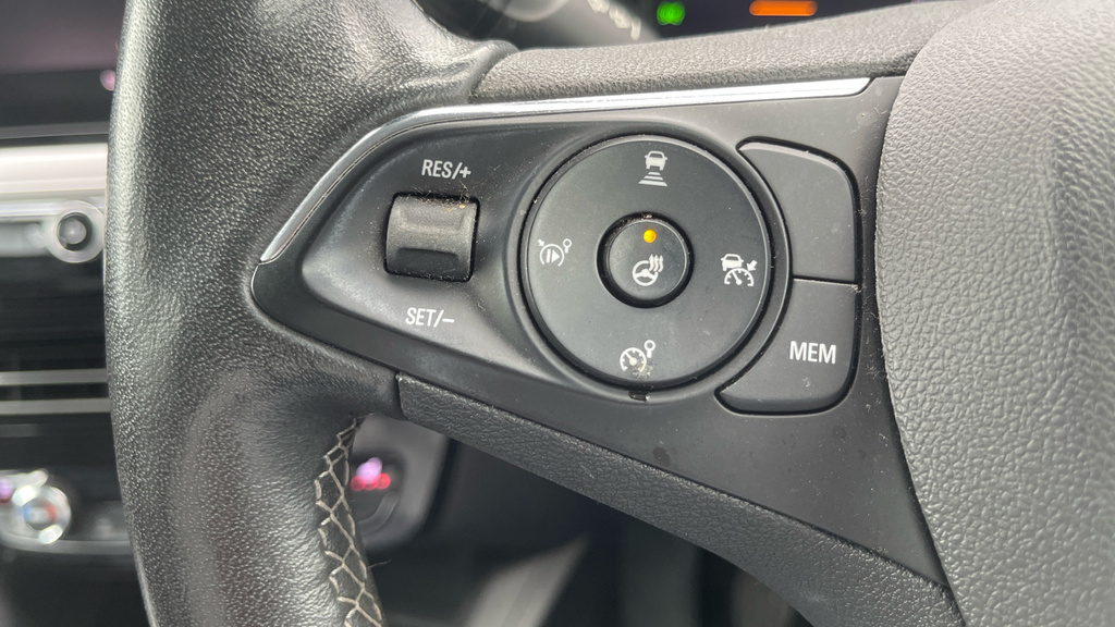Vauxhall Mokka  White #16