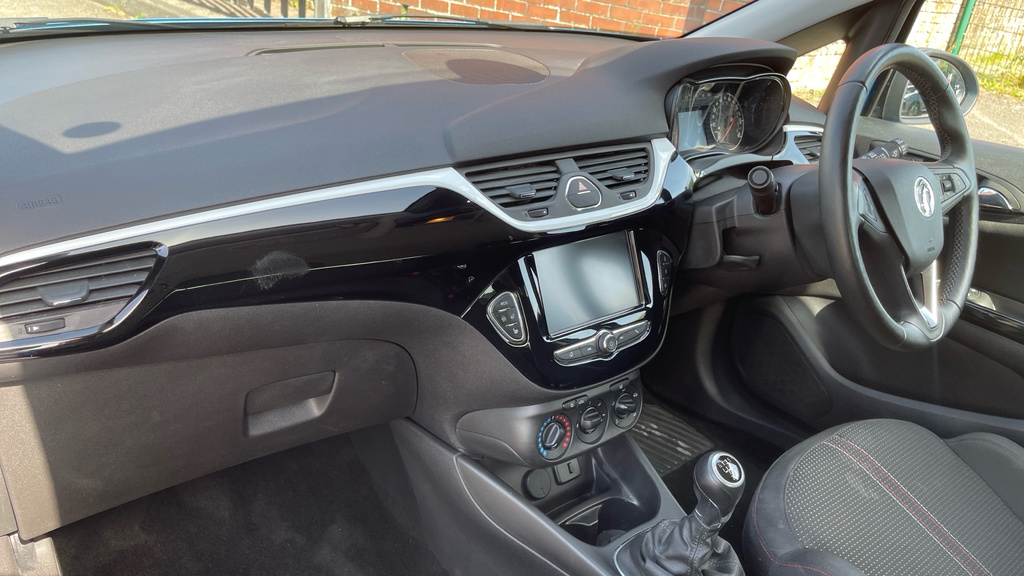 Vauxhall Corsa Griffin White #10