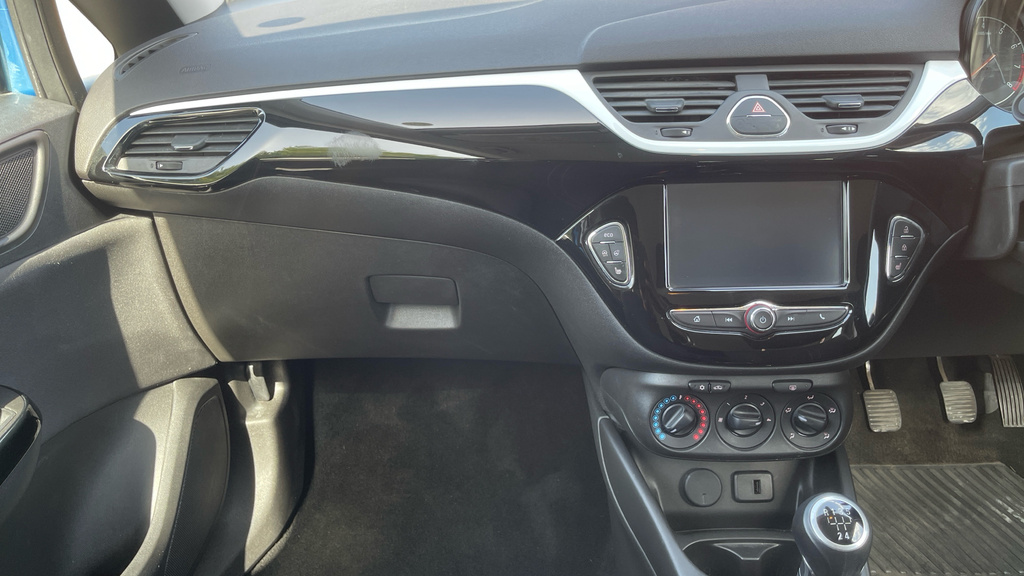 Vauxhall Corsa Griffin White #17