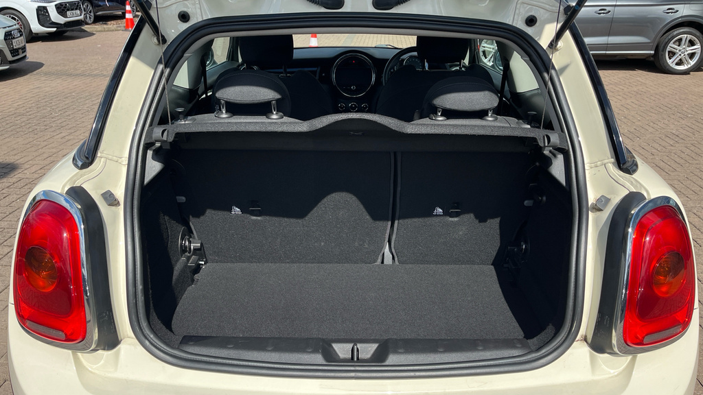 Mini Hatch 1.5 Cooper Euro 6 Ss  #15