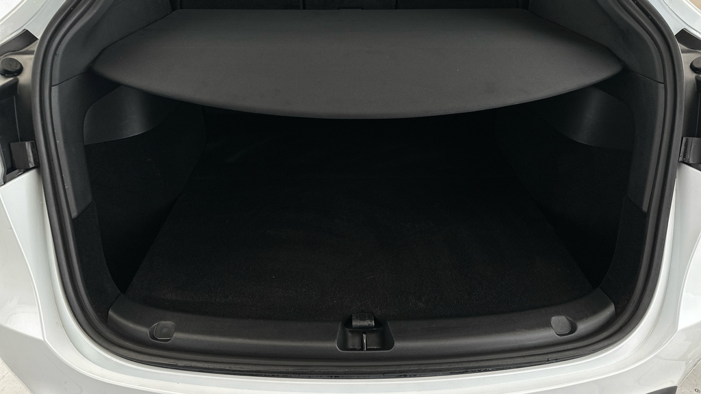 Tesla Model Y Performance White #24
