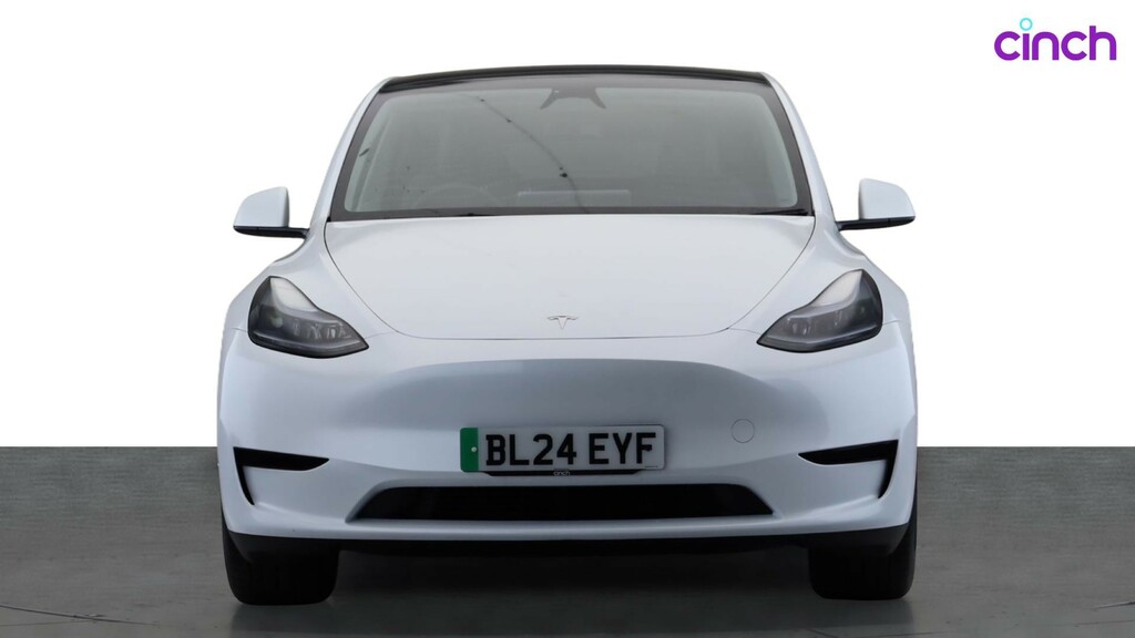 Tesla Model Y Performance White #10