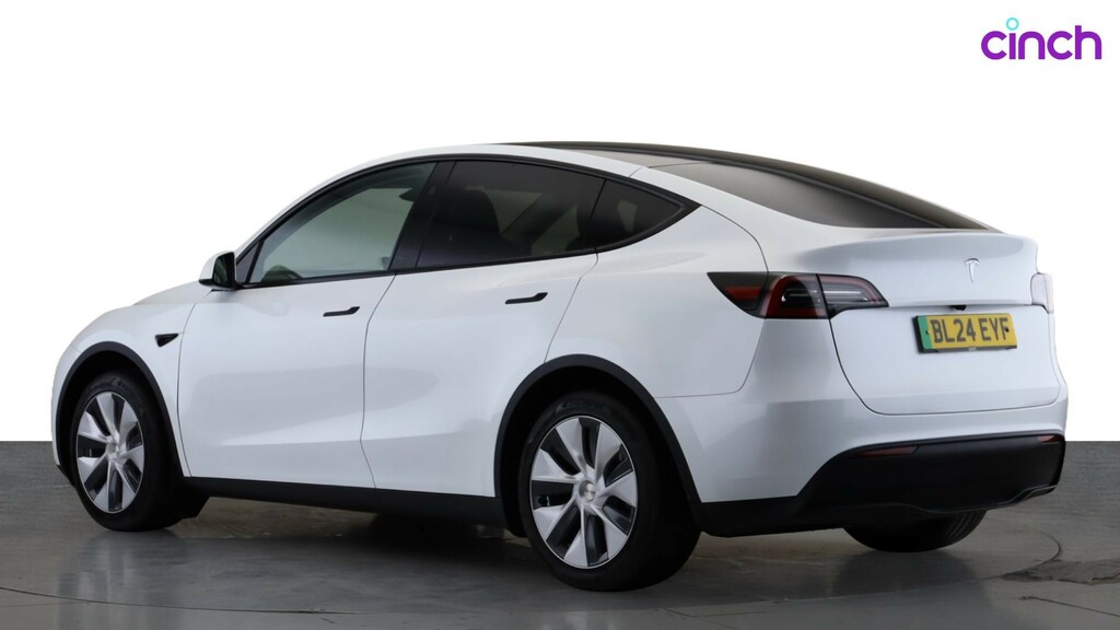 Tesla Model Y Performance White #7