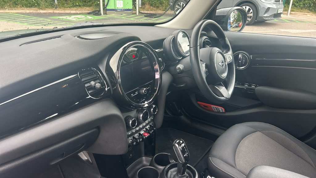 Mini Hatch 1.5 Cooper Classic Premium Plus White #12