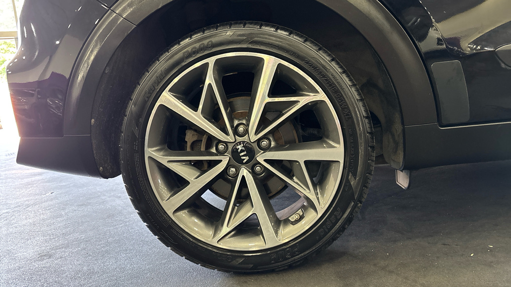 Kia Niro Suv Black #17