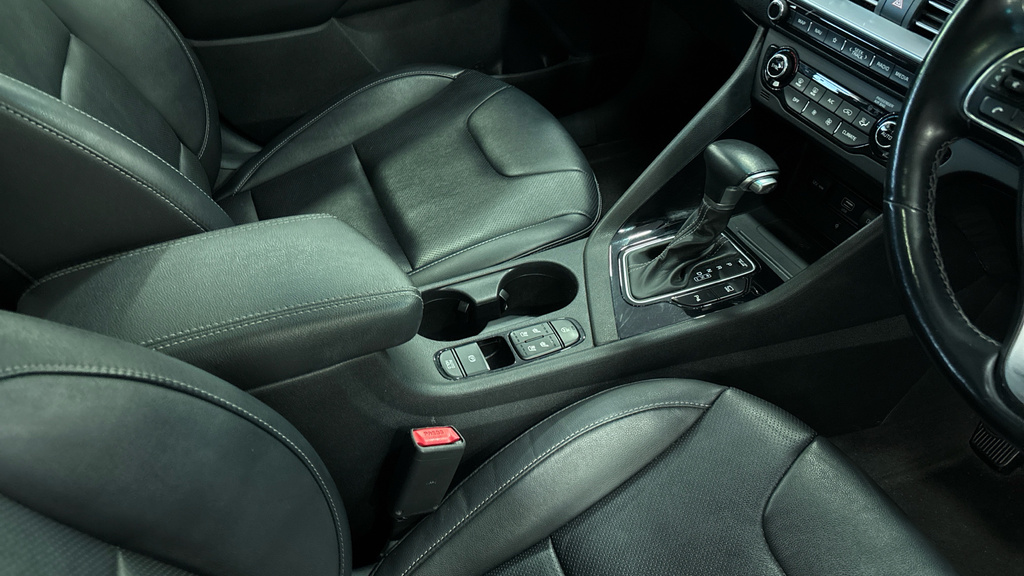 Kia Niro Suv Black #30
