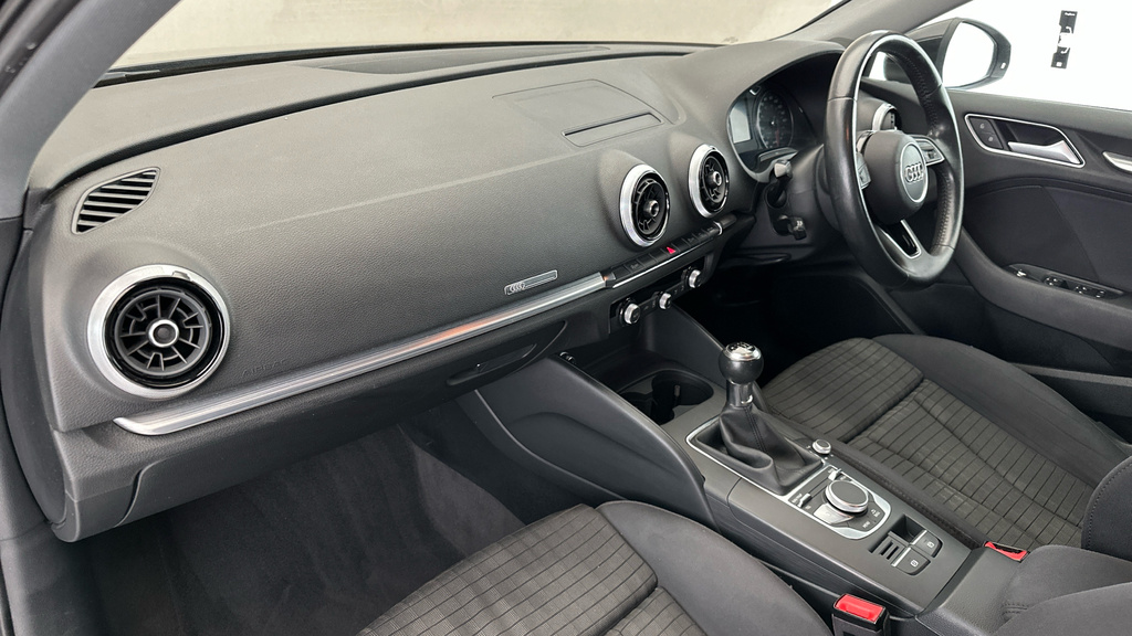 Audi A3 2018 68 1.5 Grey #11