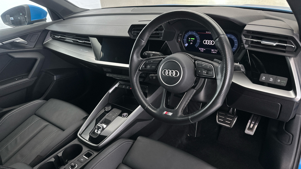 Audi A3 30 Tfsi Technik White #12