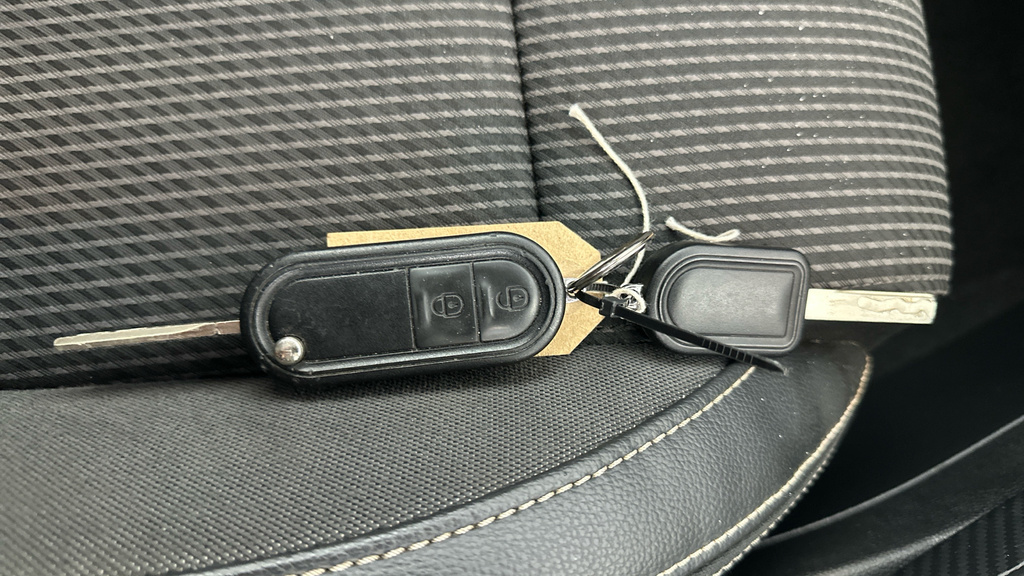 MG MG3 3 Exclusive Nav Vti-tech Yellow #29