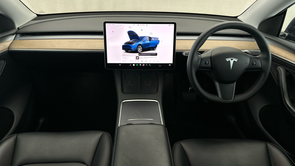 Tesla Model Y Long Range White #14
