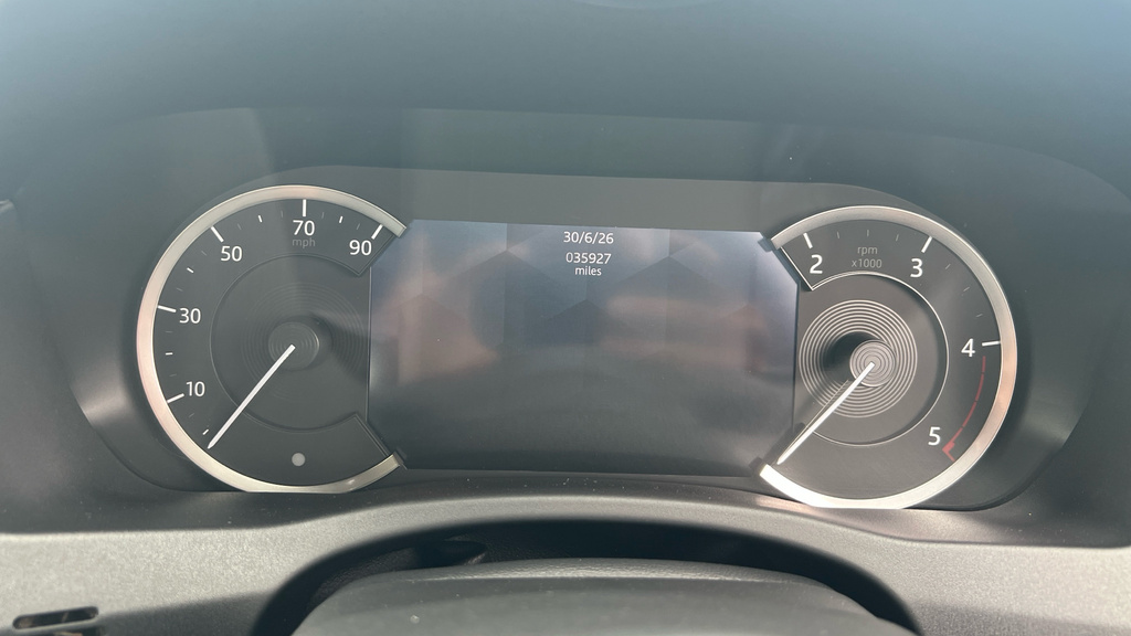 Jaguar XE R-dynamic Black Blue #13