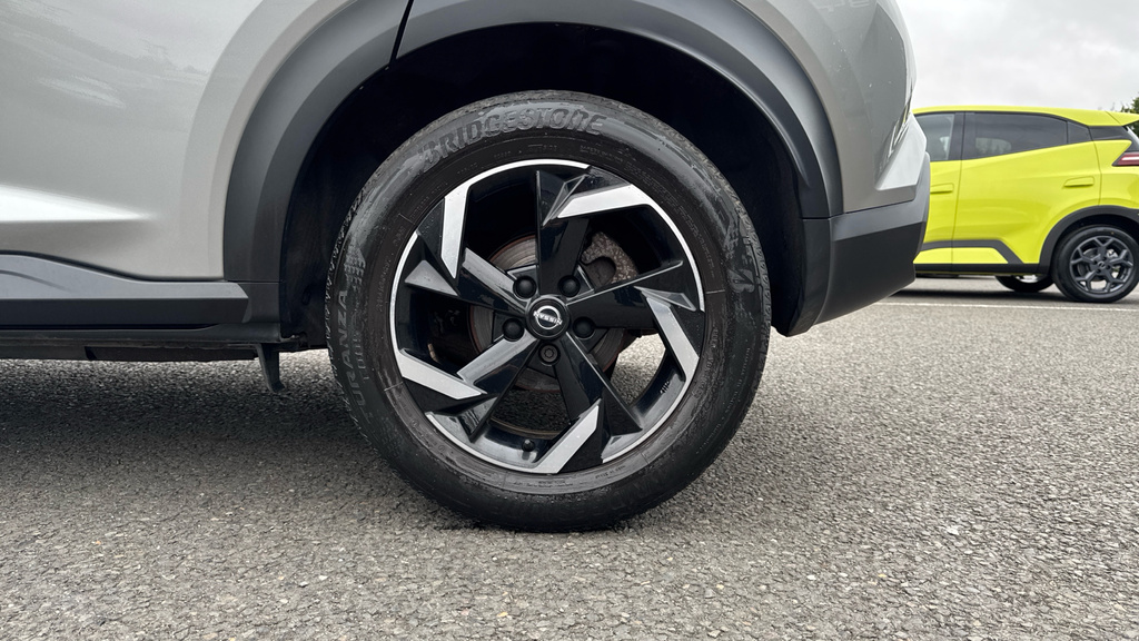 Nissan Juke 1.0 Dig-t 114 Tekna With Bose Audio And Drive Assi Grey #20