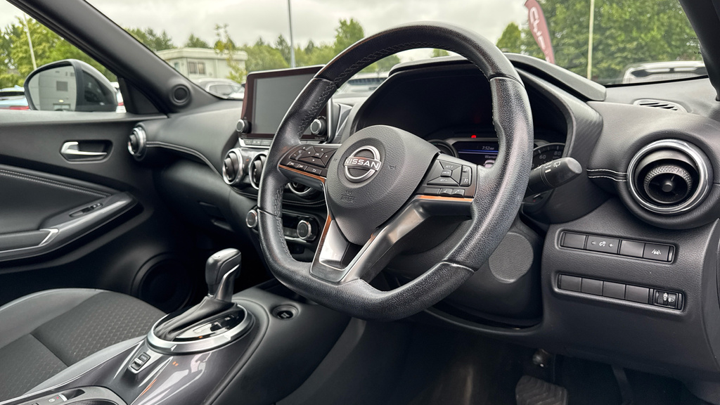Nissan Juke 1.0 Dig-t 114 Tekna With Bose Audio And Drive Assi Grey #9
