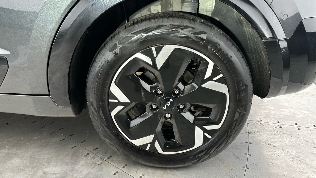 Kia e-Niro 3 Spec 64.8 Kwh Red #26