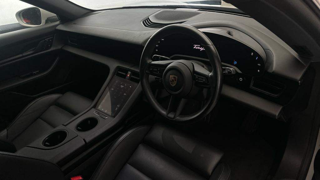 Porsche Taycan Base Automatic Black #12