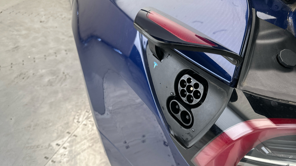 Tesla Model 3 Long Range Awd White #9