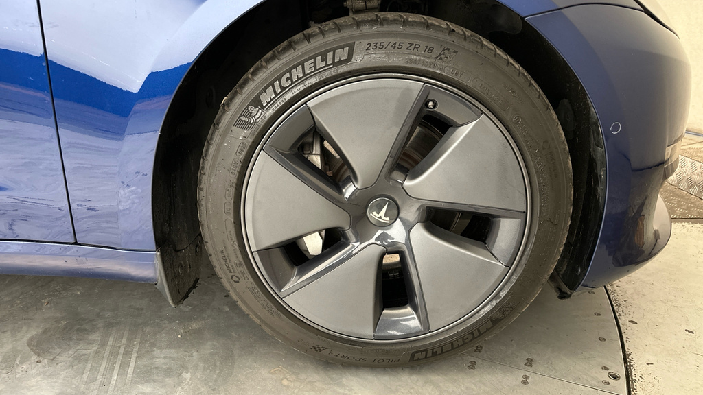Tesla Model 3 Long Range Awd White #28