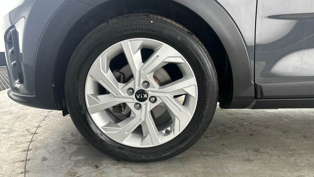 Kia Stonic 2 White #28