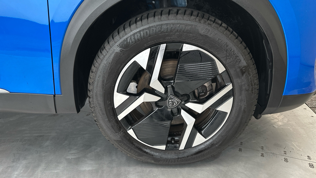 Peugeot e-2008 50Kwh Allure  #27