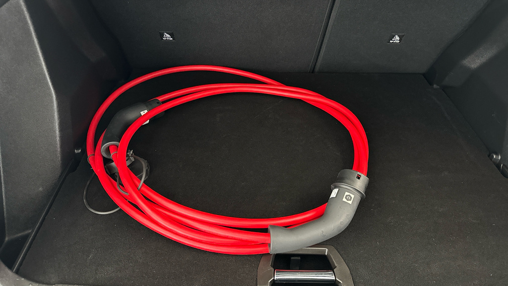 Peugeot e-2008 50Kwh Allure  #8