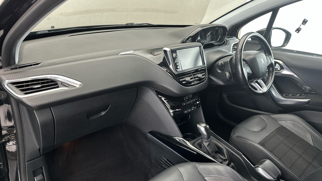 Peugeot 2008 Ss Gt Line Black #12