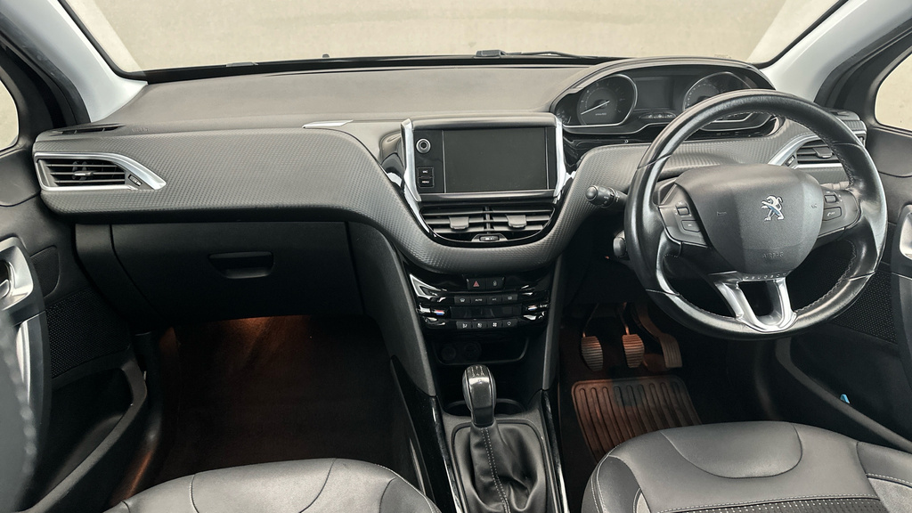 Peugeot 2008 Ss Gt Line Black #13
