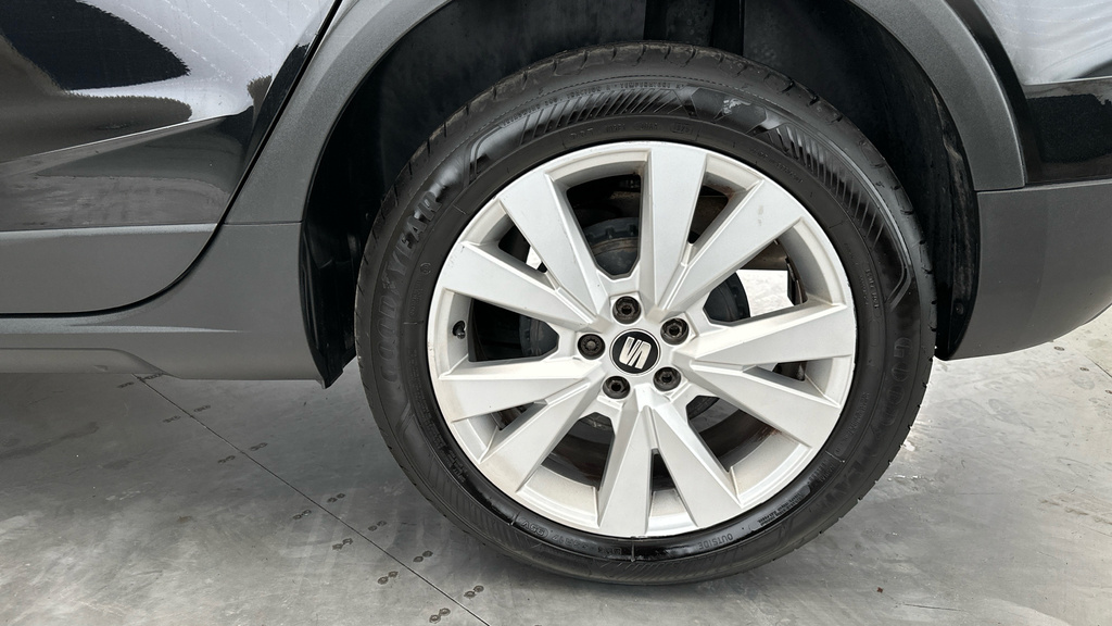 Seat Arona Xcellence White #23