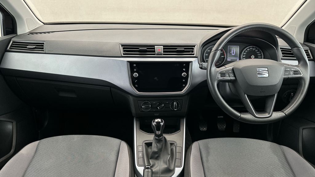 Seat Arona Xcellence White #13