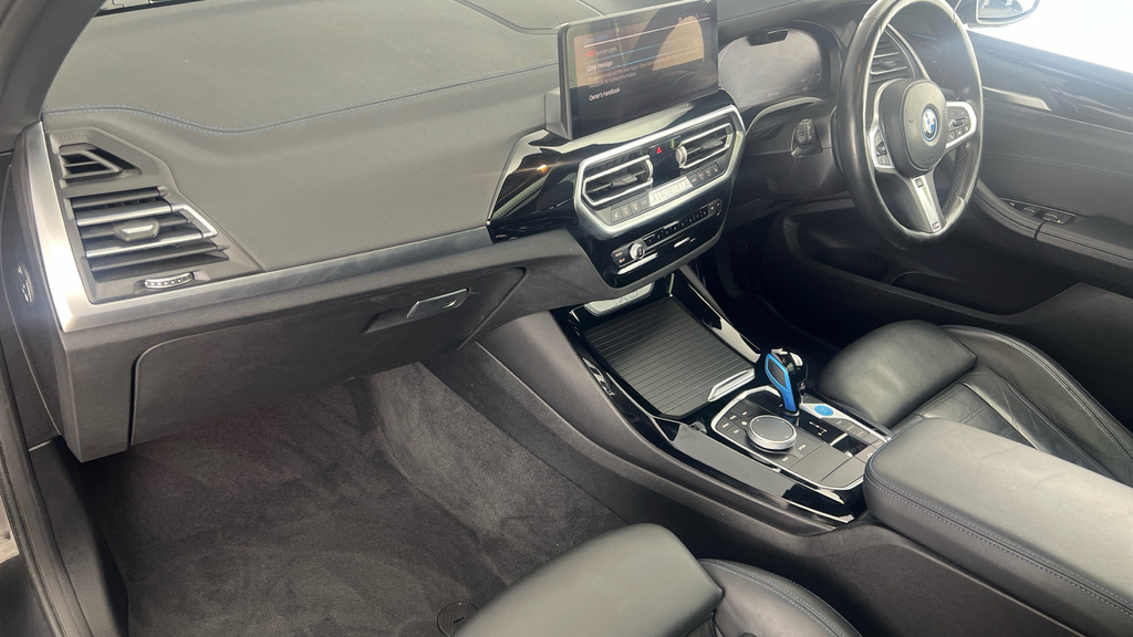 BMW iX3 M Sport Pro Black #10