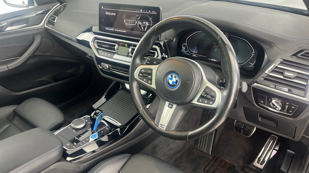 BMW iX3 M Sport Pro Black #9