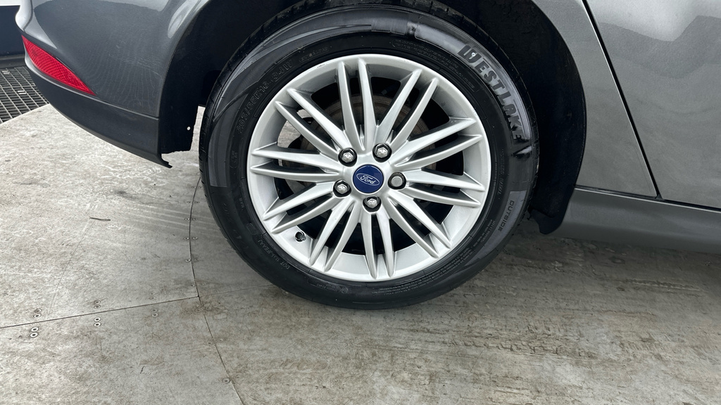 Ford Focus Focus Startline Grey #24
