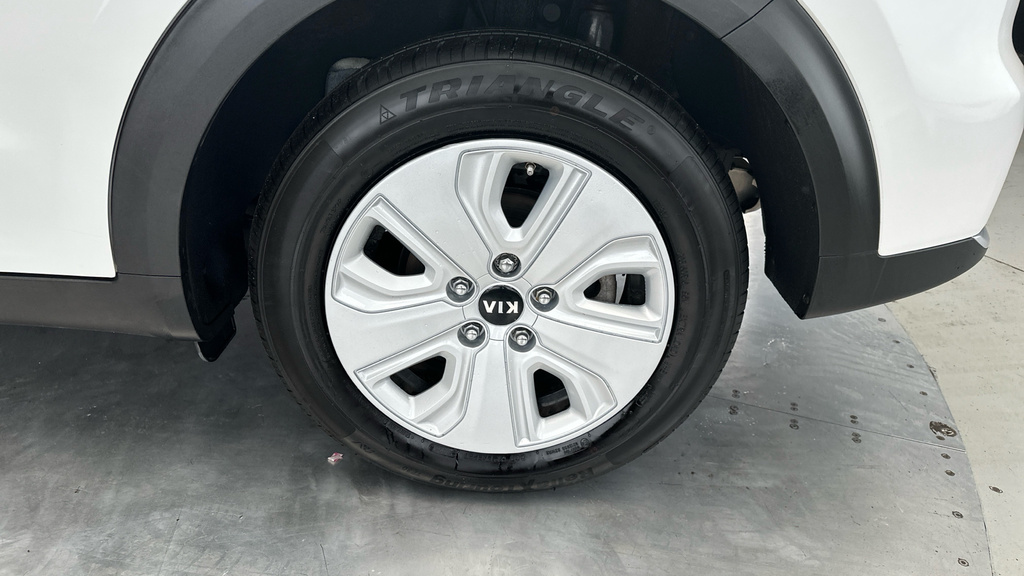 Kia Niro  Black #24
