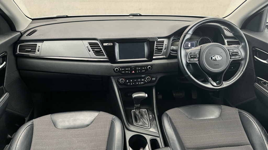 Kia Niro  Black #12