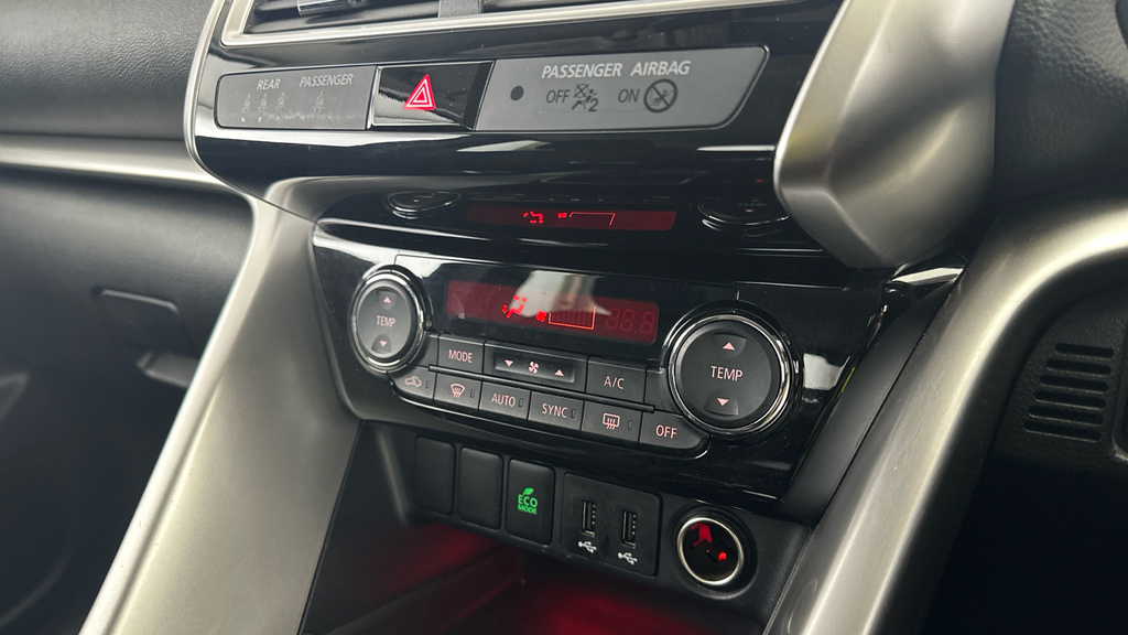 Mitsubishi Eclipse Cross Dynamic Blue #14