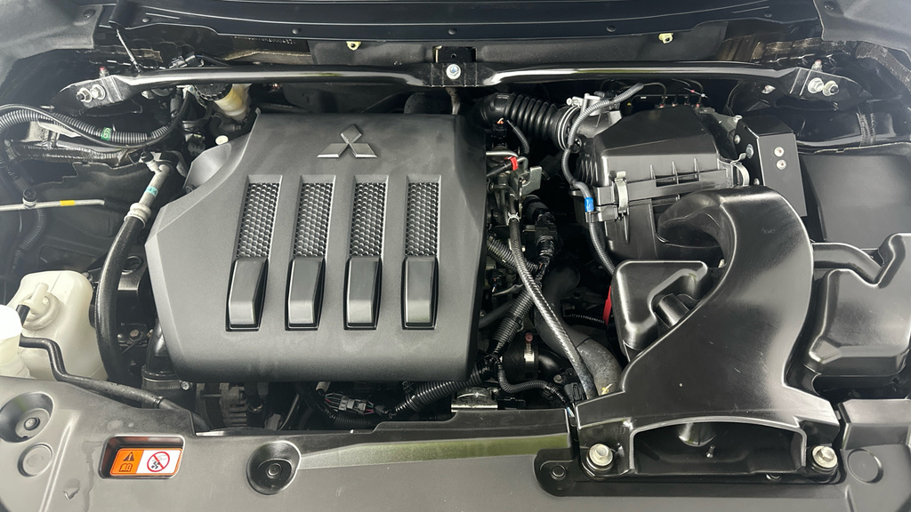 Mitsubishi Eclipse Cross Dynamic Blue #22