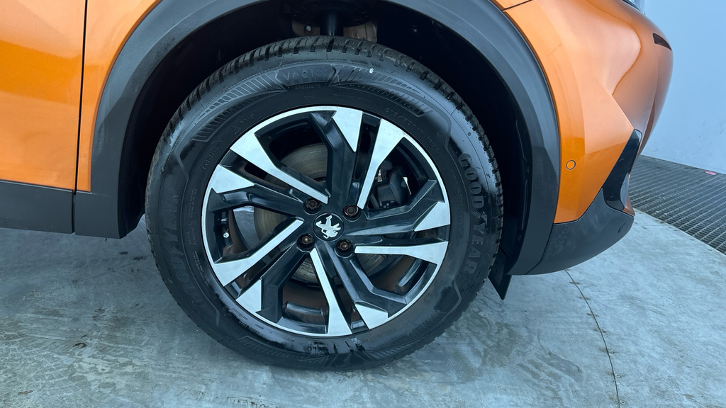 Peugeot e-2008 2008 Gt Ev Orange #29