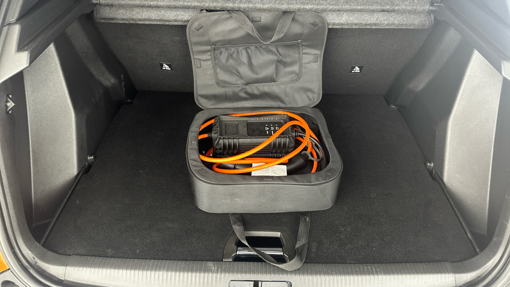 Peugeot e-2008 2008 Gt Ev Orange #24