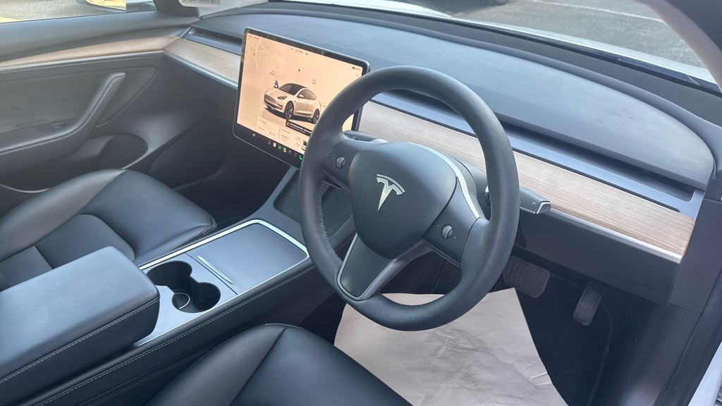 Tesla Model 3 Long Range White #9