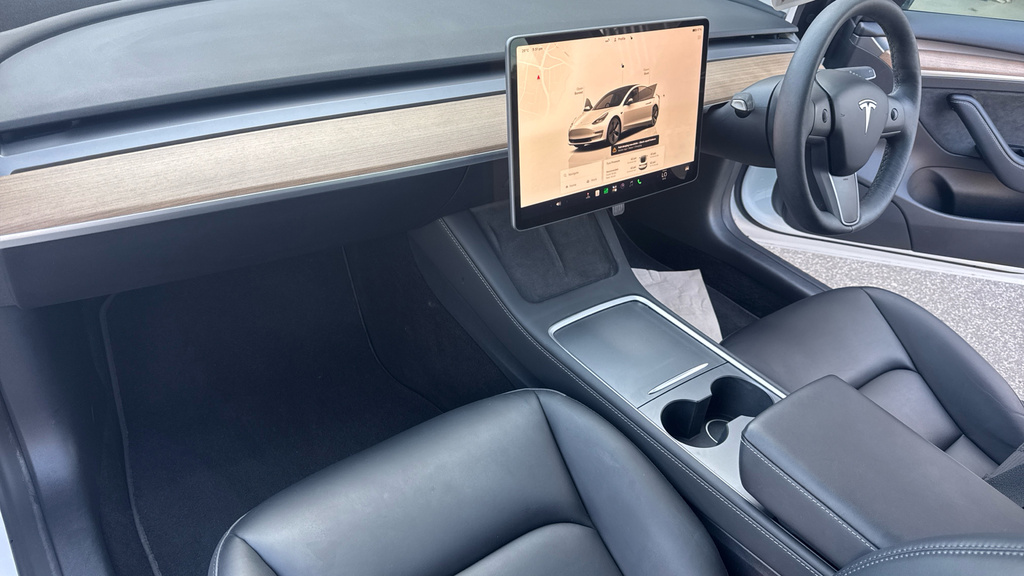 Tesla Model 3 Long Range White #10