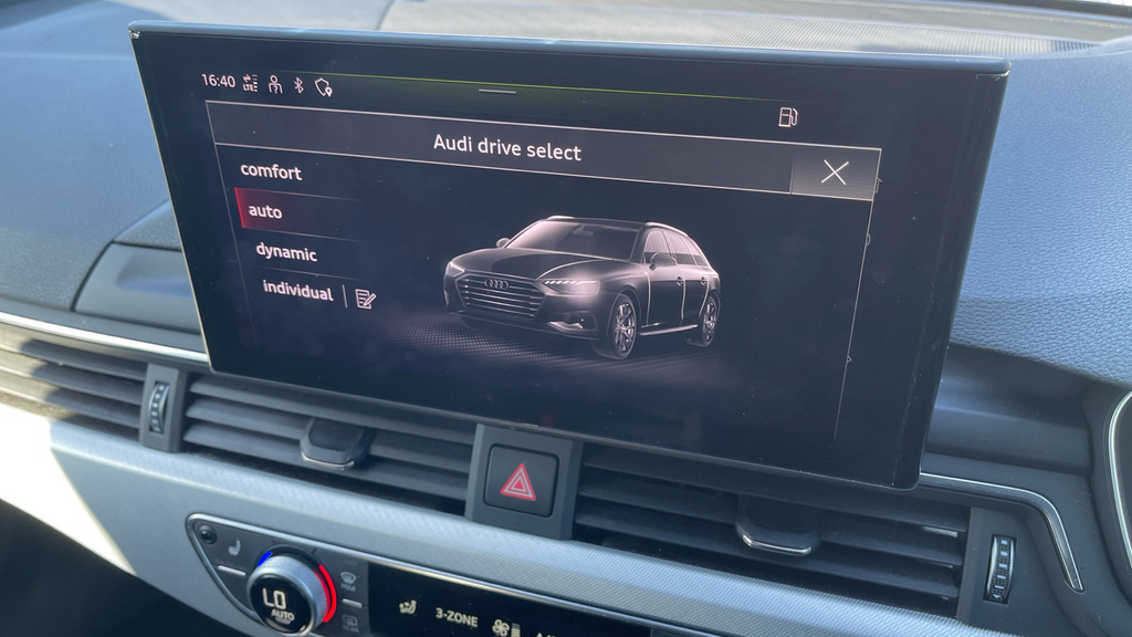 Audi A4 Avant Technik Silver #35